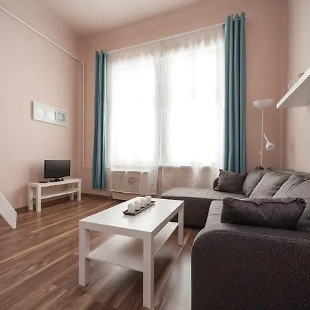 Calm And Cozy In The Centre Daire Budapeşte